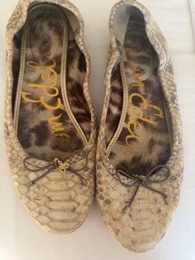Sam Edelman Neutral Snake-Print Ballet Flats with Bow